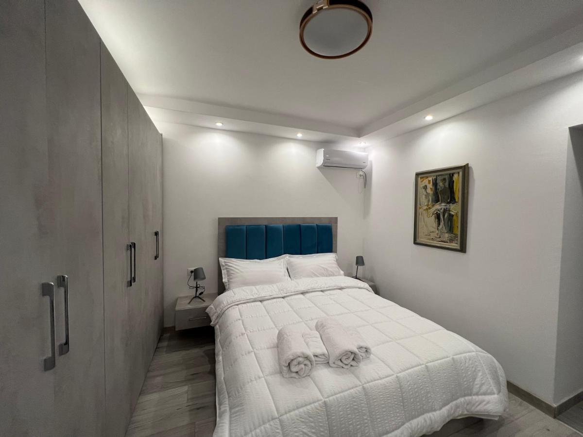 Apartment Tirana On Myslym Shyri Exterior foto