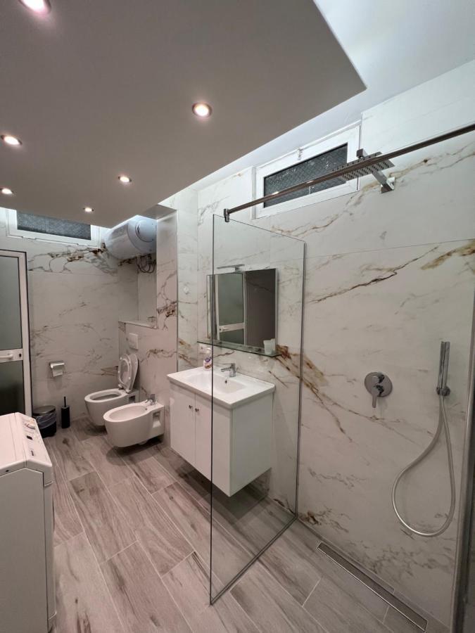 Apartment Tirana On Myslym Shyri Exterior foto